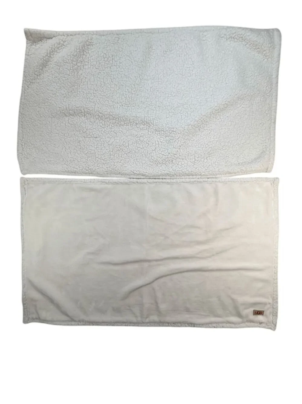 UGG King Pillow Shams Set of 2 White Plush Sherpa Reversible Soft Bedding EUC